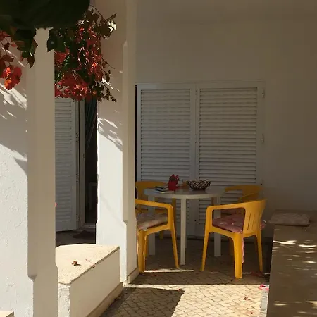 Апартаменты Perto Da Coelha *